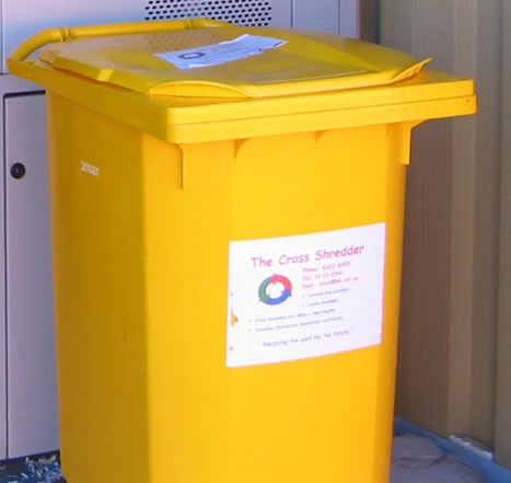 Non-lockable bin service